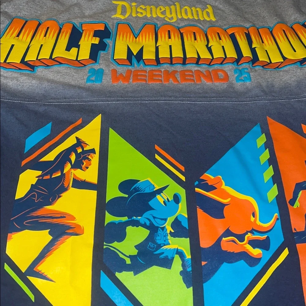 Disney runDisney Disneyland Half Marathon Weekend 2025 Spirit Jersey Small